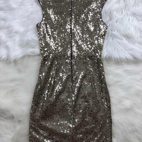 Miss Avenue Fitted VERY Sparkly Gold Dress, Small - Picture 5 of 6